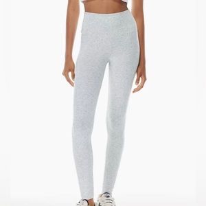 TNA chill high rise legging, like new, only  worn 1x